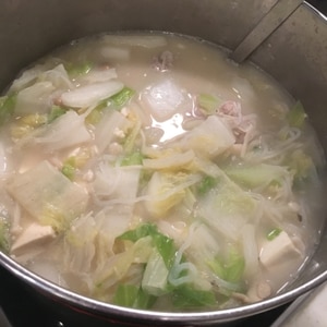 豆腐豚の豆乳白湯鍋